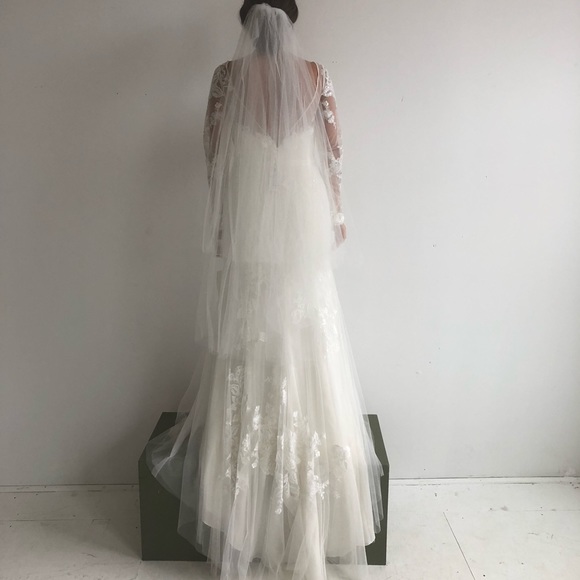 Twelve Size Wedding Dress